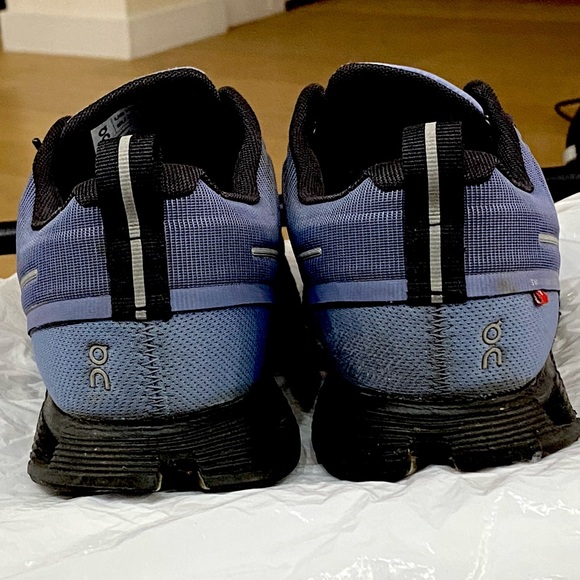 On Cloud Sneakers Running Waterproof shoes with the box Laces Not Included Gift - Picture 7 of 10